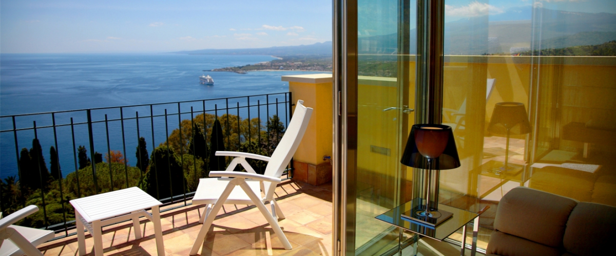 Luxury design-apartments in Taormina